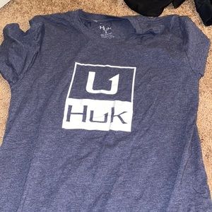huk t shirt